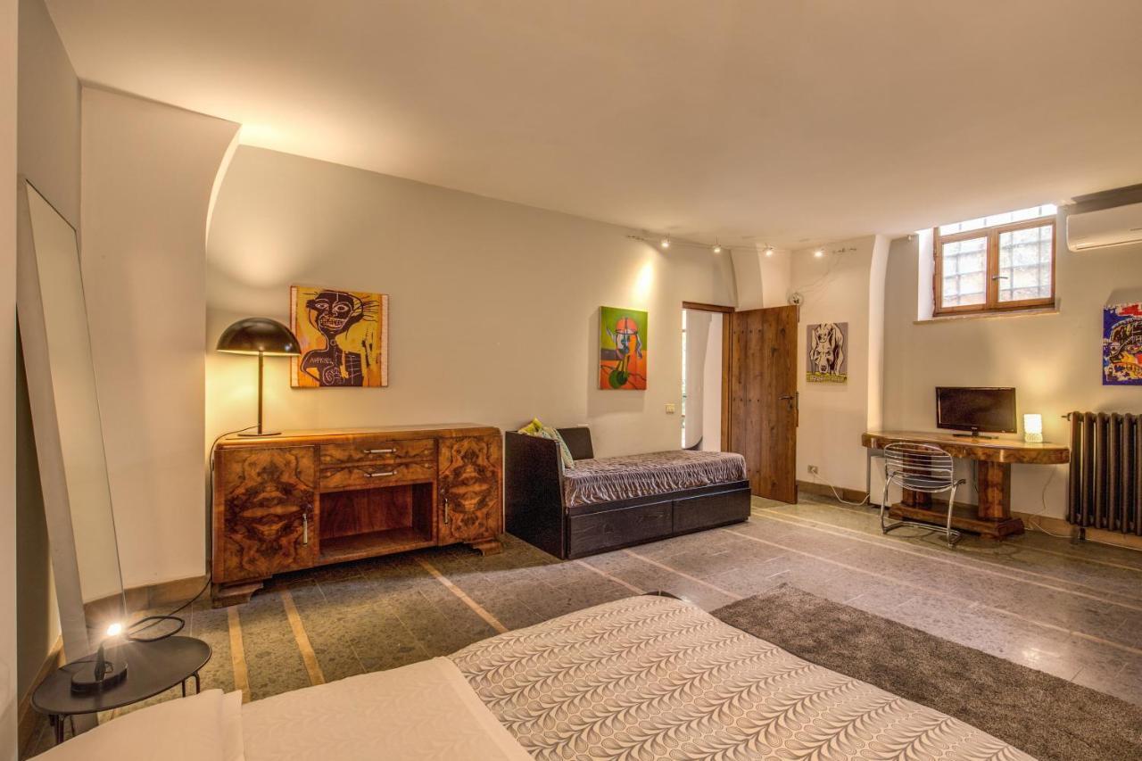 Trastevere Hyperloft & Garden Apartment Rome Exterior photo